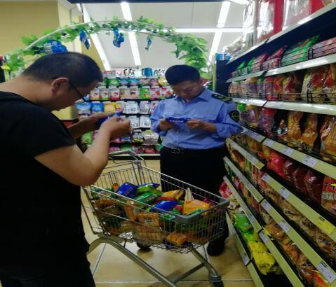 秦州区食品药品监督管理局七里墩街道监管所关于对 清真泛化 食品开展回头看检查工作