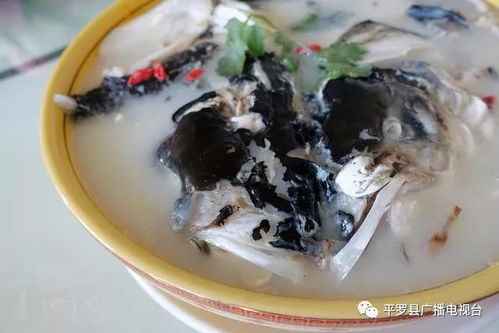 赶集啦 沙湖大鱼头 扁豆凉粉 辣爆羊羔肉,在姚伏逛大集,我要吃油嘴